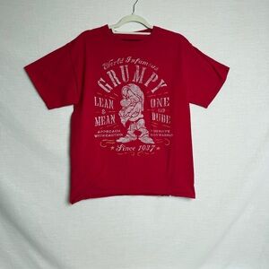 Disney Parks Grumpy Graphic T-Shirt – World Infamous Grumpy , Size Medium Red